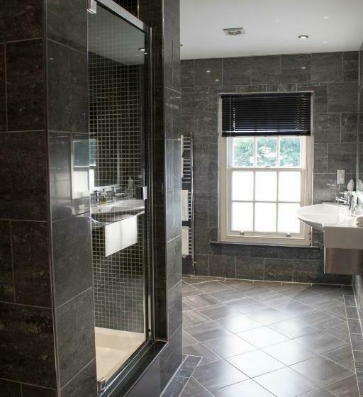 1 Bedroom Penthouse Apartment, The Cawdor