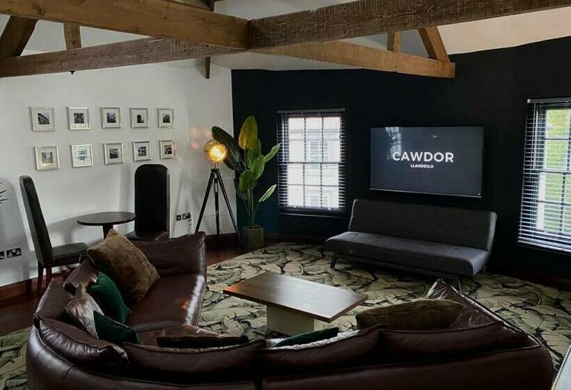 1 Bedroom Penthouse Apartment, The Cawdor