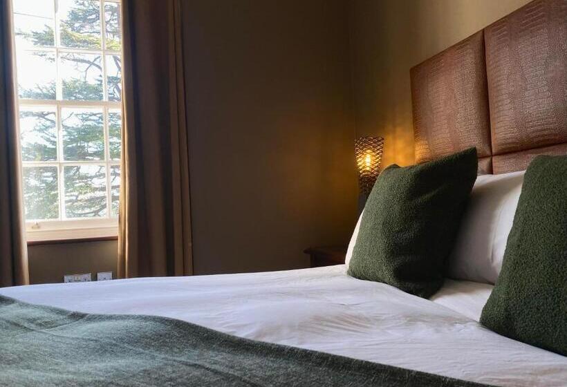 1 Bedroom Penthouse Apartment, The Cawdor