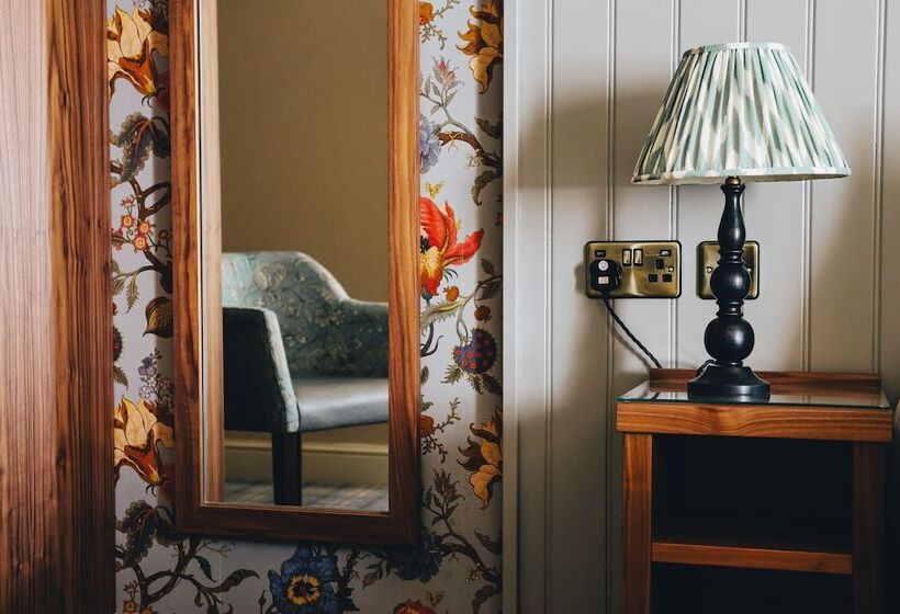 Номер Стандарт, The Knaresborough Inn   The Inn Collection Group