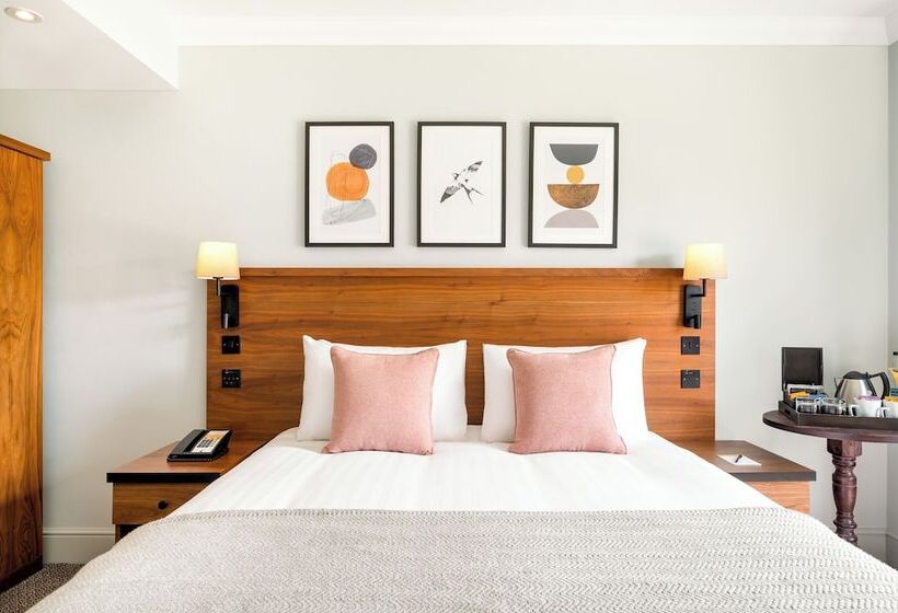 Номер Стандарт, Voco Lythe Hill Hotel & Spa, An Ihg