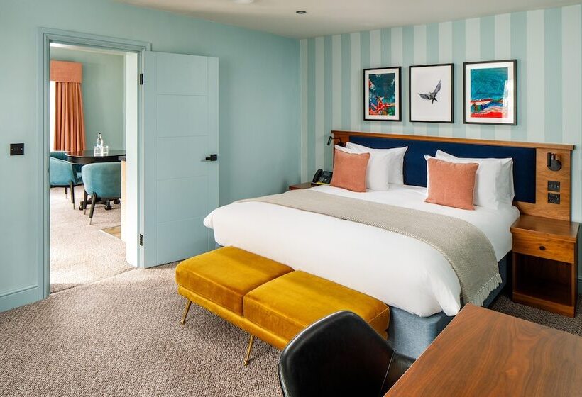 Люкс, Voco Lythe Hill Hotel & Spa, An Ihg