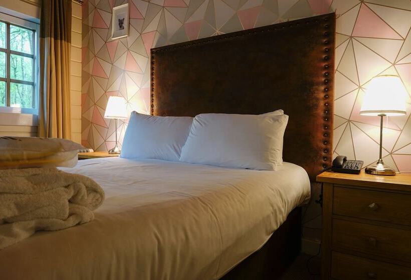 キャビン, Chevin Country Park Hotel & Spa
