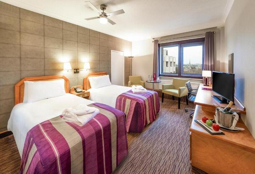 Номер Клуб, Copthorne Hotel Plymouth