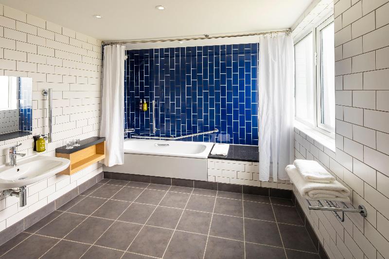 Номер Стандарт Адаптированный для Инвалидов, Holiday Inn Reading South M4 Jct 11, An Ihg