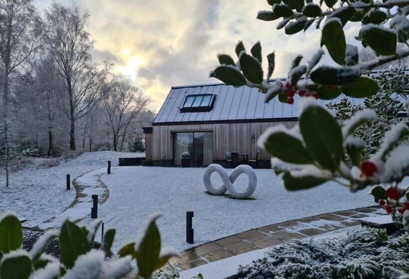 자쿠지 스위트, Linthwaite House