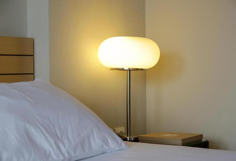 غرفة عائلية متصلة, Astoria Hotel Thessaloniki