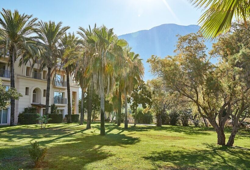 חדר משפחתי מקשר, Grecotel Filoxenia, Beach Luxury Resort