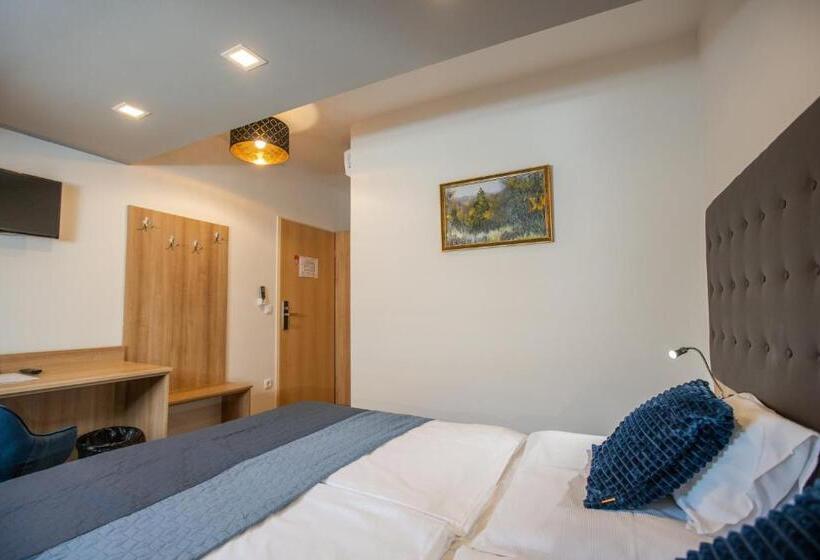 اتاق استاندارد, átrium Rooms & Café