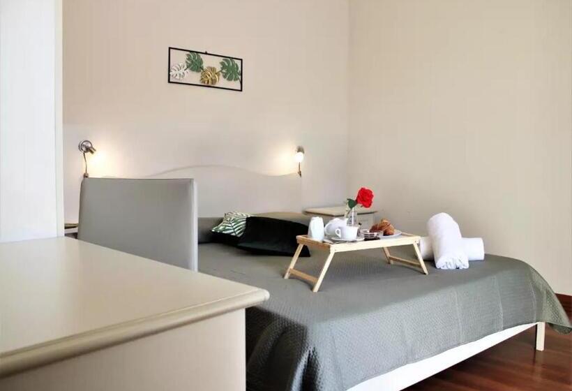 Номер Стандарт, Nuovo Hotel Giardini