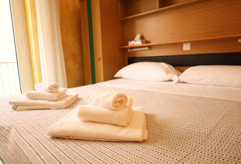 Номер Стандарт с Балконом, Albergo Stella Di Mare