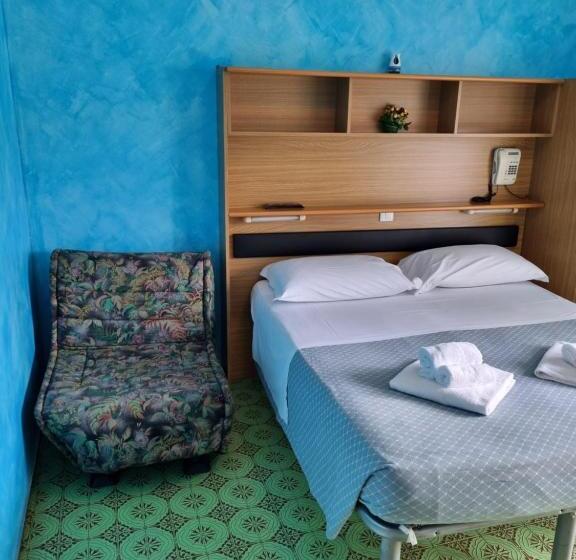 Quarto Estandar com Sacada, Albergo Stella Di Mare