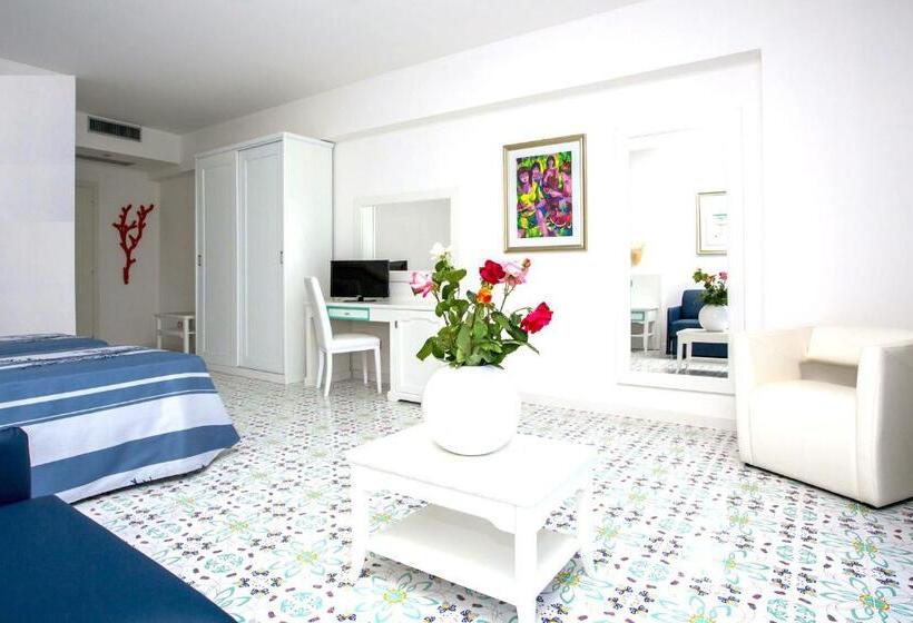 Quarto Superior Quádruplo, Ferretti