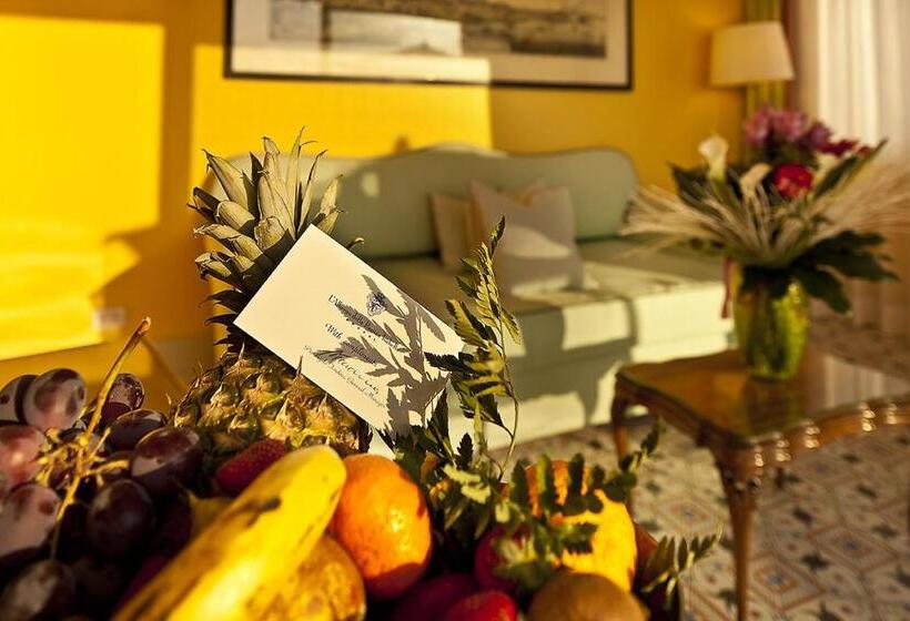 Полулюкс Вид на Море, Regina Isabella Resort Spa Restaurant