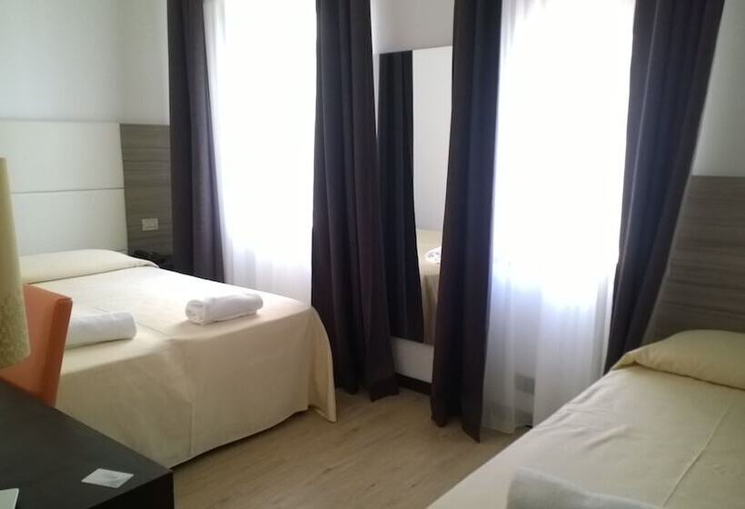 3-Bett-Standardzimmer, San Giuliano