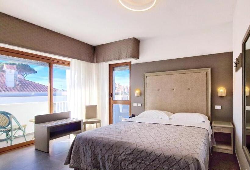 Quarto Estandar com Sacada, Tiffany