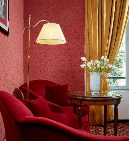 اتاق پرمیوم, Regency   Small Luxury Hotels Of The World