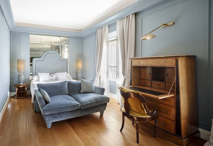 سوئیت پنت هاوس, Regency   Small Luxury Hotels Of The World