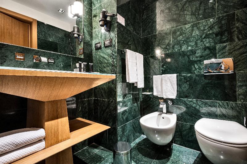 اتاق پرمیوم, Regency   Small Luxury Hotels Of The World