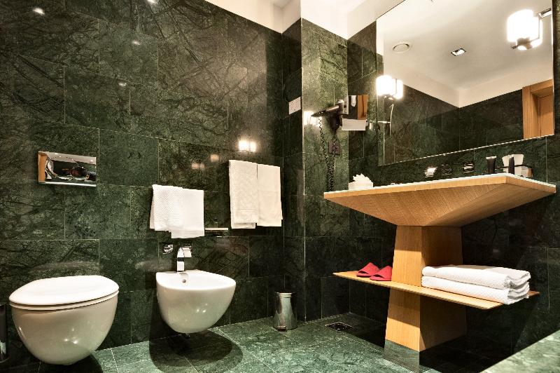 اتاق پرمیوم, Regency   Small Luxury Hotels Of The World