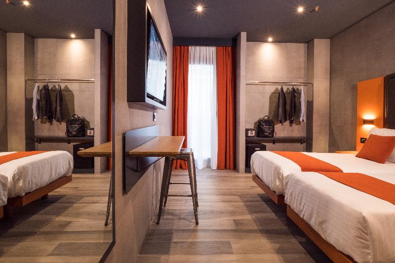 سوییت پرستیژ, Regency   Small Luxury Hotels Of The World