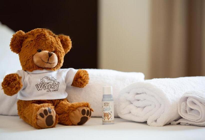 4인용 스탠다드 룸, Astoria Resort
