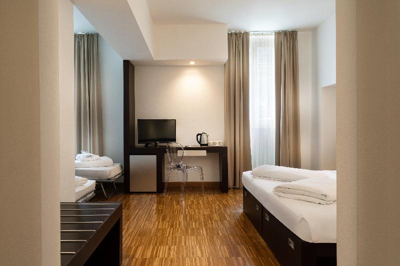 4인용 스탠다드 룸, Astoria Resort