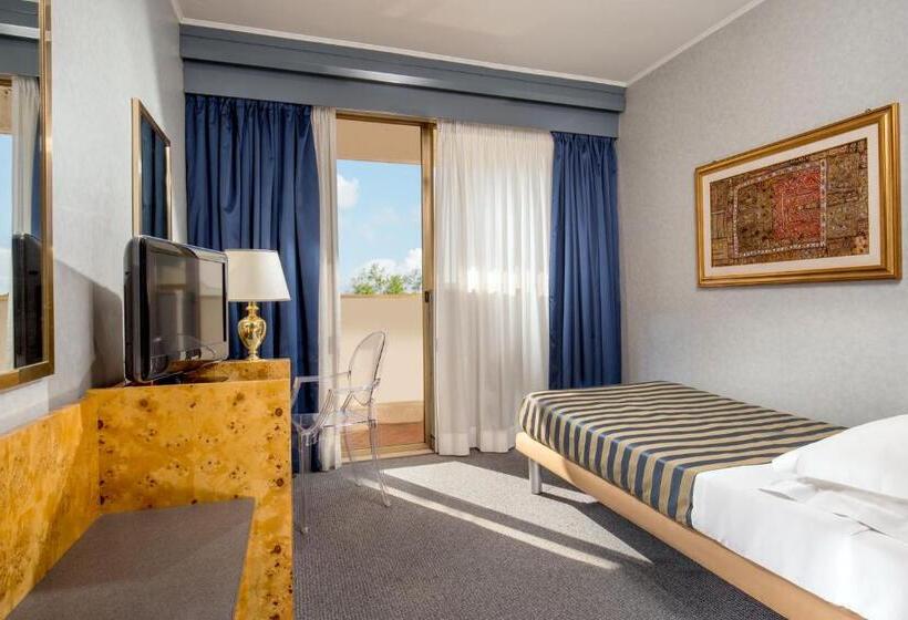 اتاق اکونومی یک تخته, Enea Hotel Pomezia