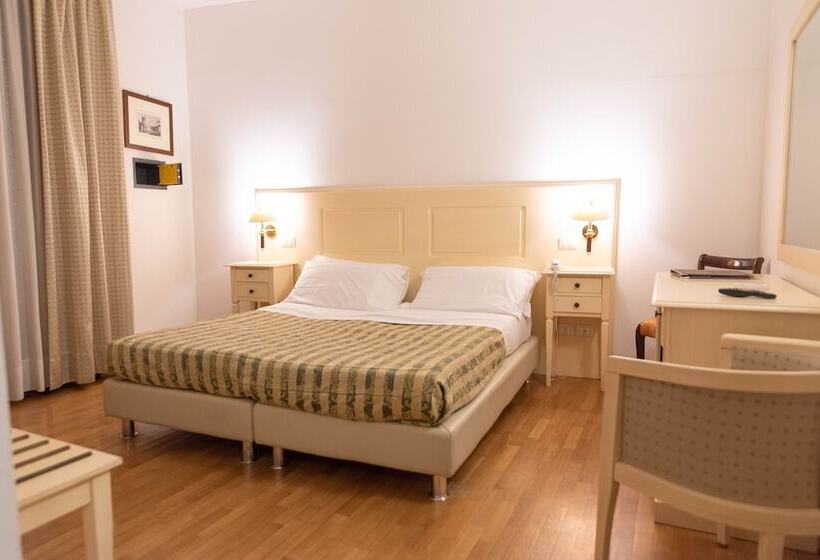 اتاق استاندارد, Grand Hotel Duomo