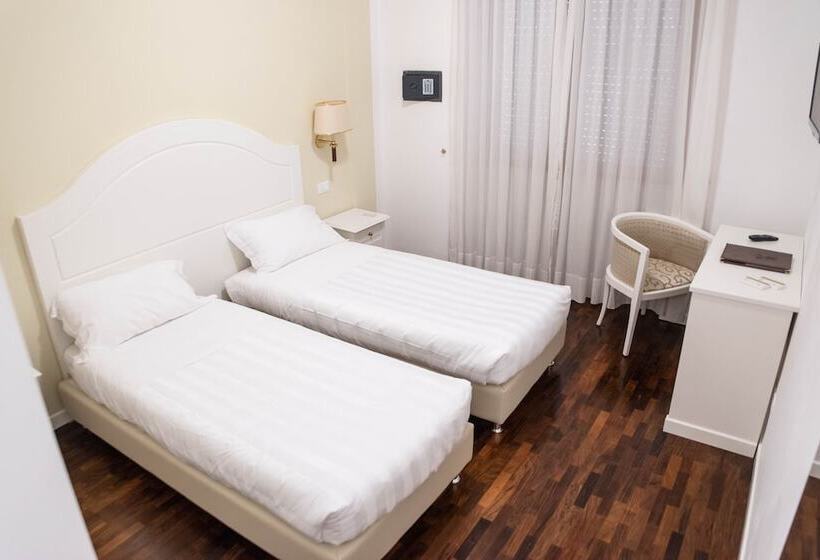 اتاق استاندارد, Grand Hotel Duomo