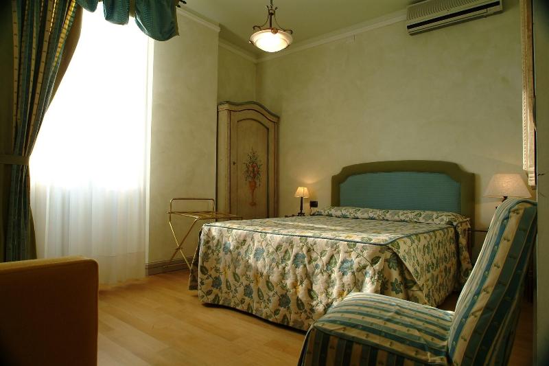 标准间带湖景, Posta