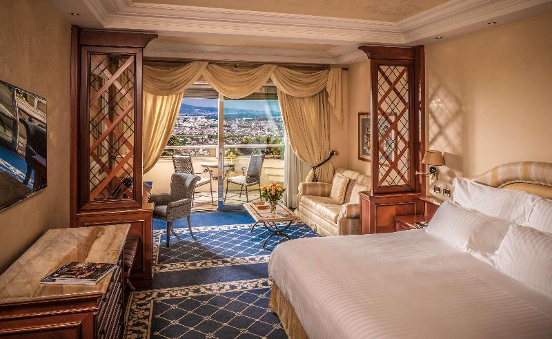 اتاق لوکس, Rome Cavalieri A Waldorf Astoria