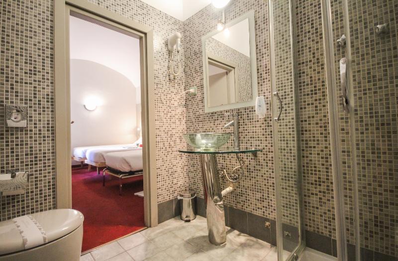 Номер Стандарт Трехместный, Green Class Hotel Astoria