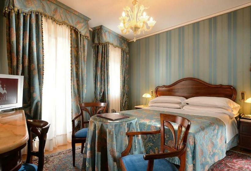 Quarto Superior com Vistas, Albergo Cavalletto & Doge Orseolo