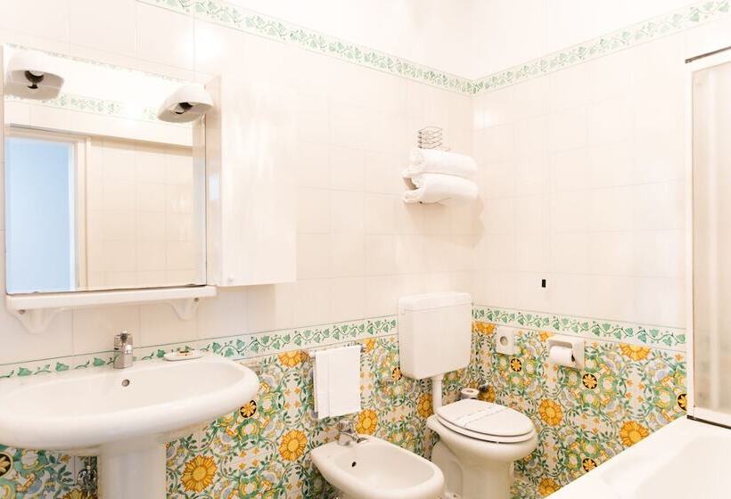 חדר סטנדרט יחיד, Residenza D'epoca Albergo Quattro Fontane