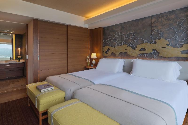 Люкс Клуб, Ana Intercontinental Manza Beach Resort, An Ihg