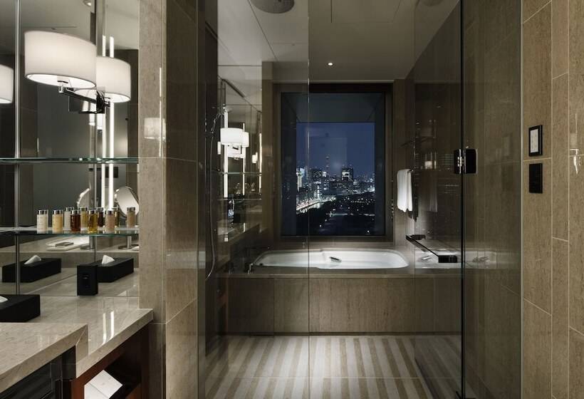 Номер Клуб Кровать Кинг, Palace Hotel Tokyo