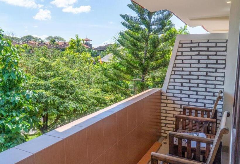 Номер Executive, Palm Beach Hotel Bali