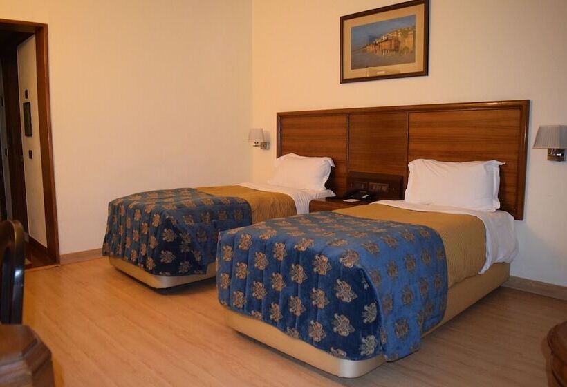 اتاق لوکس, Samrat New Delhi