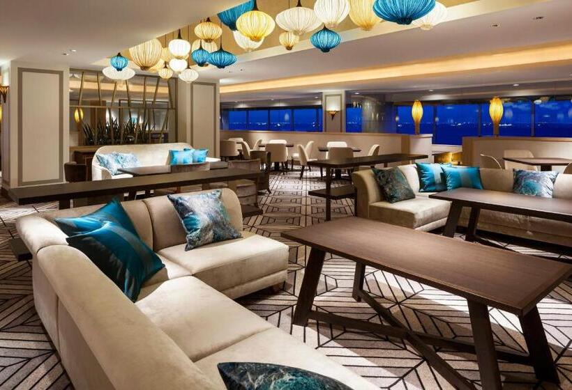 Люкс Клуб, Sheraton Grande Tokyo Bay