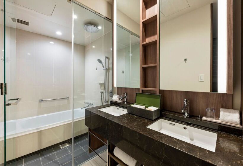 Номер Executive, The Celestine Ginza