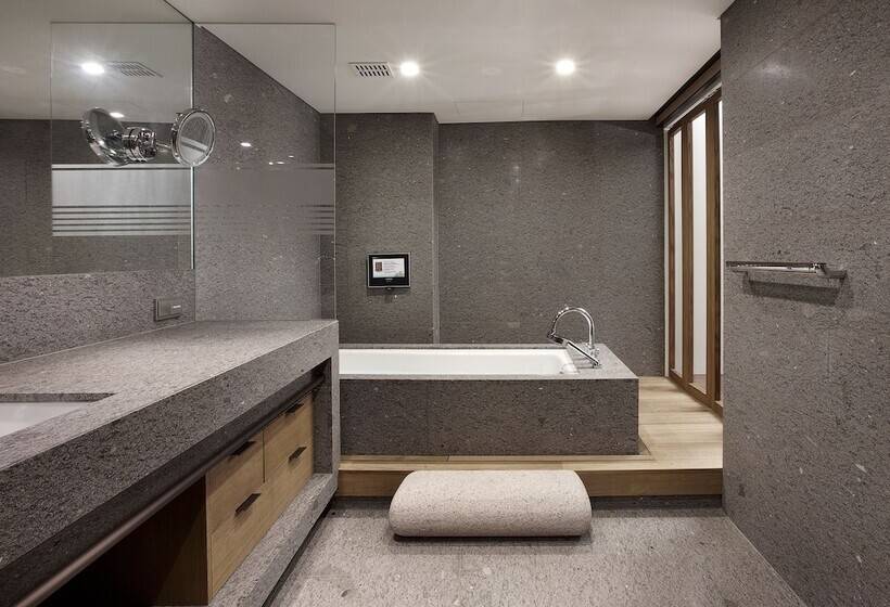 Люкс Клуб, Westin Josun Seoul