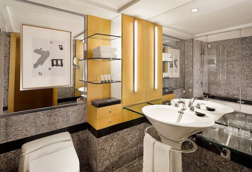 Номер Executive, Westin Josun Seoul