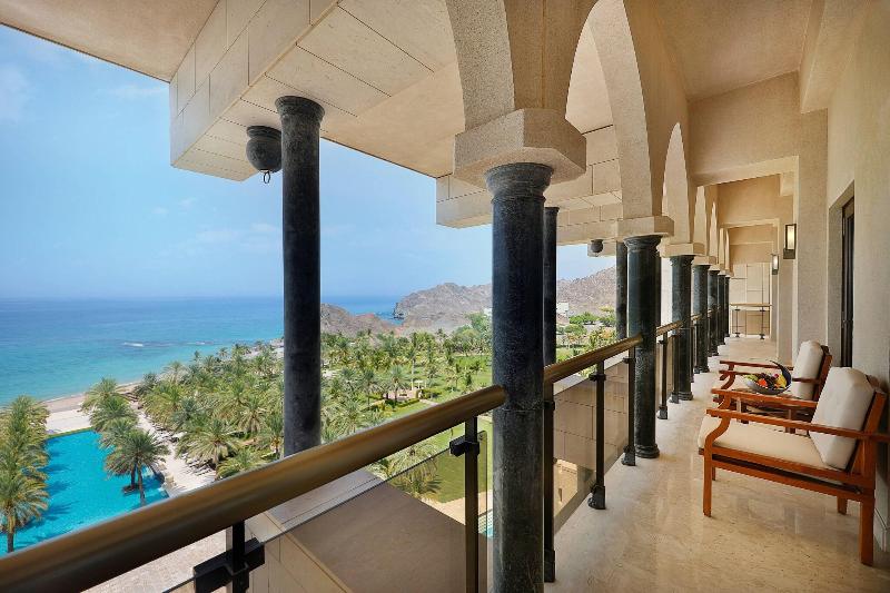 Президентский Люкс, Al Bustan Palace, A Ritzcarlton