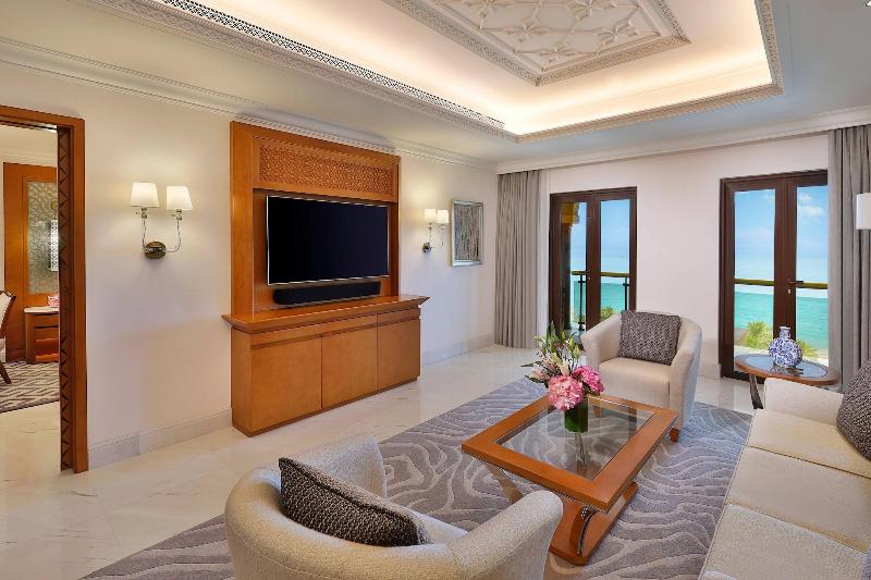 Люкс Executive Кровать Кинг, Al Bustan Palace, A Ritzcarlton