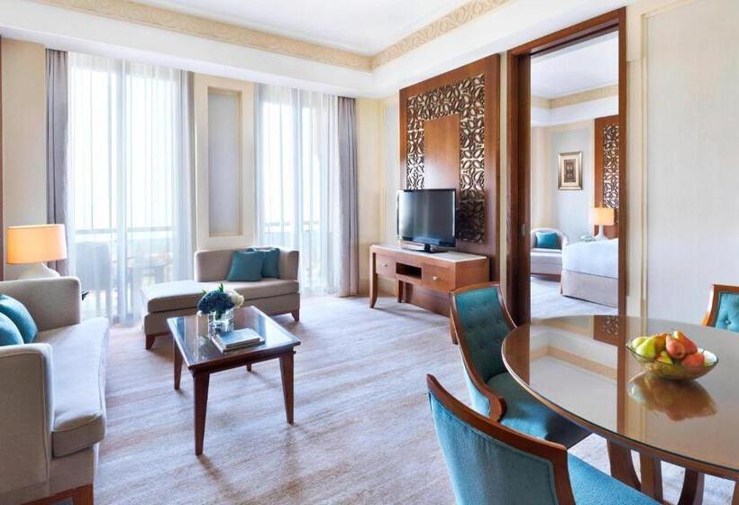 Люкс Executive Кровать Кинг, Al Bustan Palace, A Ritzcarlton