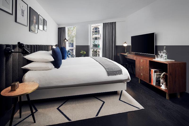 Номер Deluxe Кровать Кинг, Kimpton De Witt Amsterdam, An Ihg