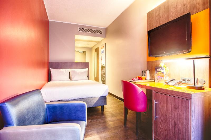 Номер Стандарт Индивидуальный, Leonardo Hotel Amsterdam City Center