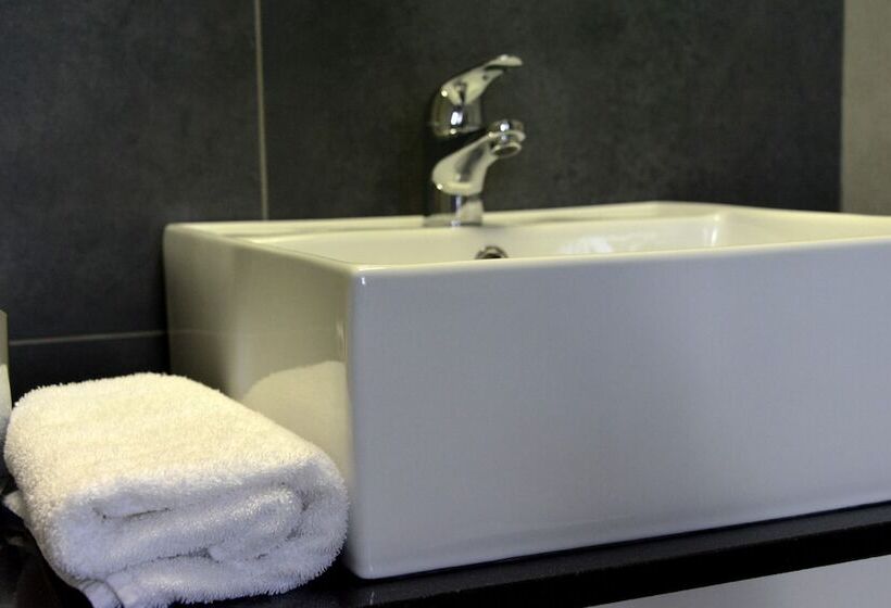 Номер Стандарт Трехместный, City Hotel Bergen Op Zoom