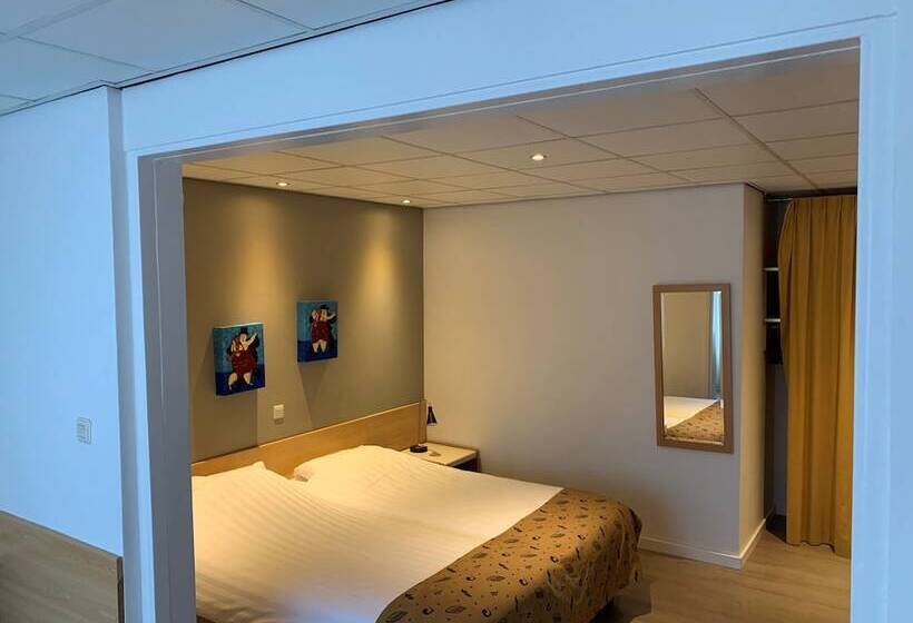 Четырехместный Номер Стандарт, City Hotel Bergen Op Zoom